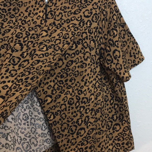 animal print blouse - Picture 4 of 5